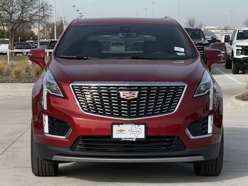 Used 2024 Cadillac XT5 Premium Luxury image 6