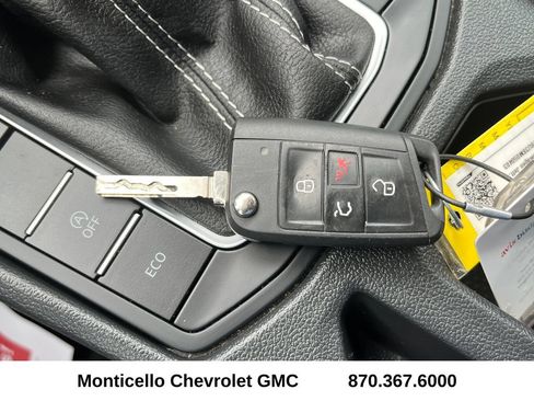Used 2025 Volkswagen Jetta S FWD image 22