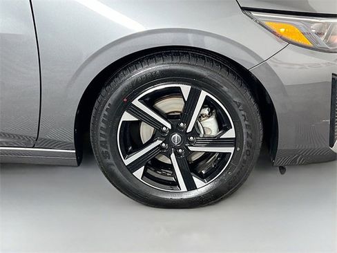 Used 2024 Nissan Sentra SV image 35