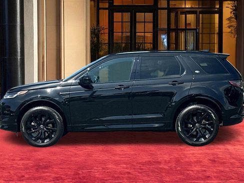 Certified 2025 Land Rover Discovery Sport Dynamic SE AWD/4WD image 2