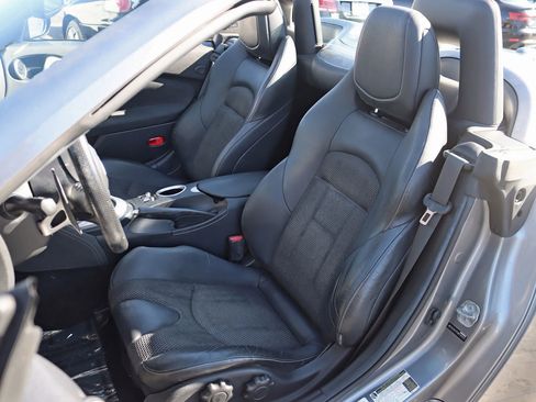 Used 2013 Nissan 370Z Touring image 28