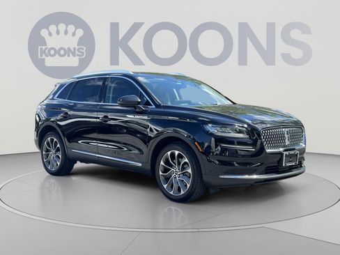 Used 2021 Lincoln Nautilus Reserve w/ Cargo Utility Package AWD/4WD image 2