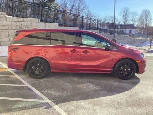 Used 2025 Honda Odyssey Sport-L image 8