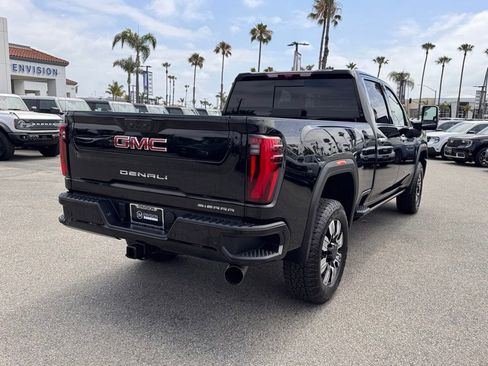 Used 2025 GMC Sierra 3500 Denali w/ Denali Reserve Package AWD/4WD image 12