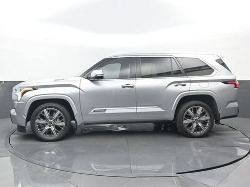 Used 2024 Toyota Sequoia Capstone RWD image 7