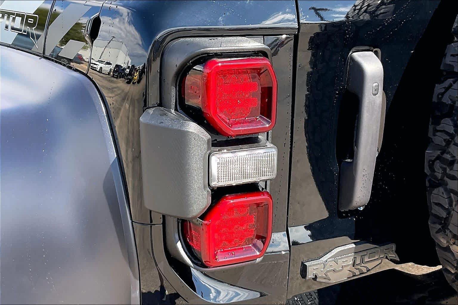 New 2026 Ford Bronco Raptor AWD/4WD image 14