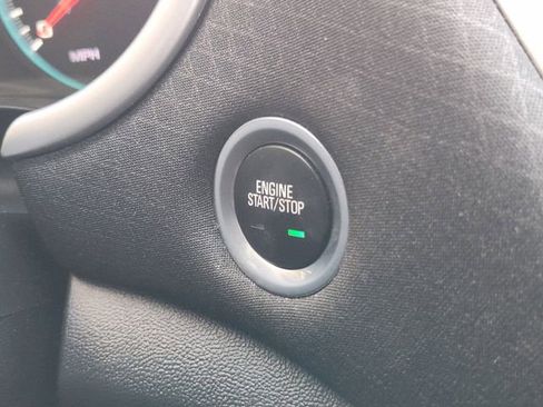 Used 2022 Chevrolet Malibu LT image 18