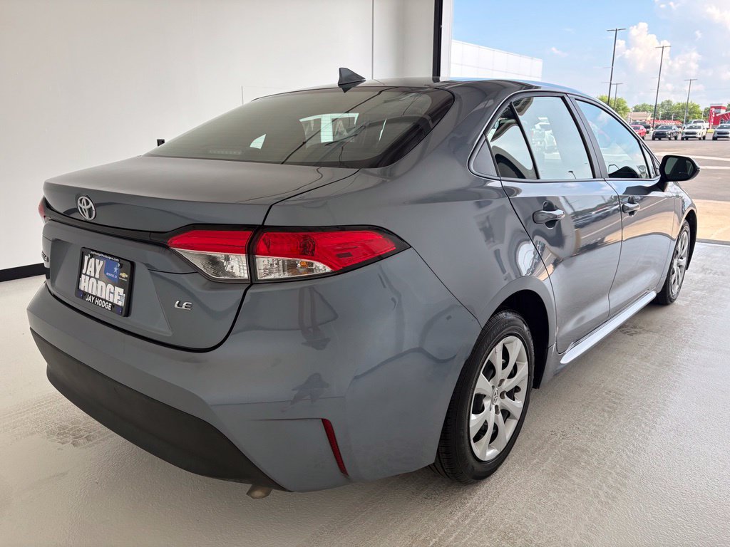 Used 2024 Toyota Corolla LE FWD image 18