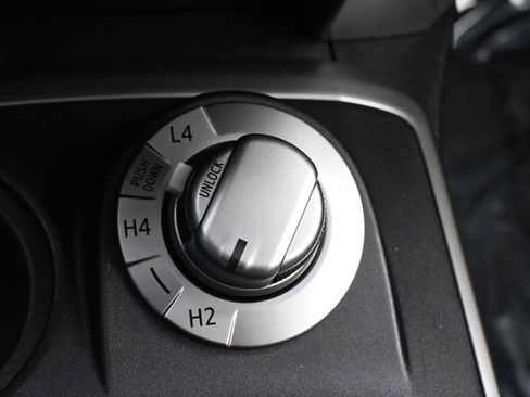 Used 2022 Toyota 4Runner SR5 Premium image 35