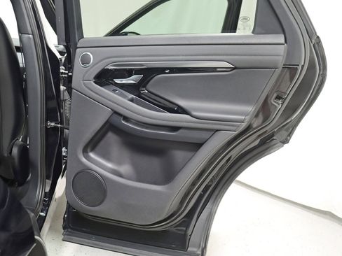 Used 2020 Land Rover Range Rover Evoque S image 35