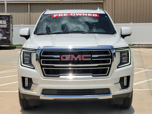 Used 2023 GMC Yukon XL SLT RWD image 3