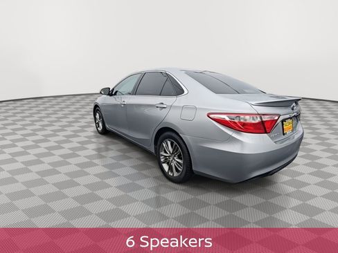 Used 2015 Toyota Camry SE image 7