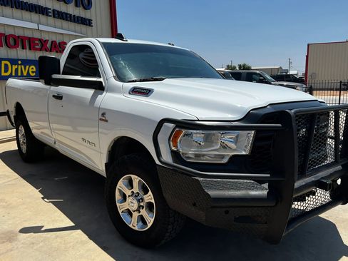 Used 2020 RAM 2500 Tradesman RWD image 5