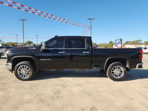 Used 2024 Chevrolet Silverado 2500 LTZ w/ LTZ Premium Package image 4