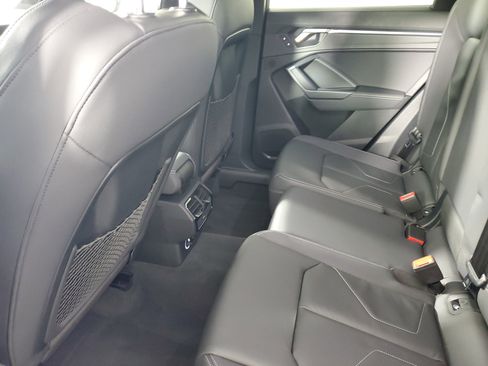 Used 2019 Audi Q3 2.0T Premium Plus image 13