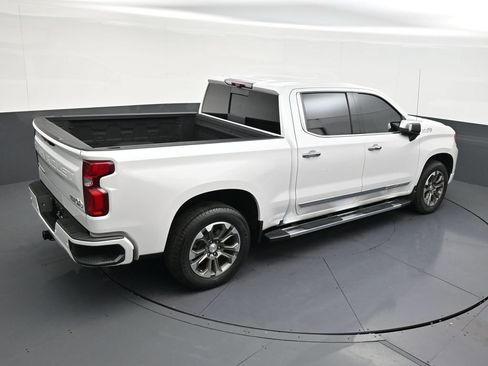 Used 2023 Chevrolet Silverado 1500 High Country w/ Technology Package RWD image 16