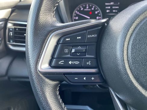 Used 2023 Subaru Outback Limited image 17