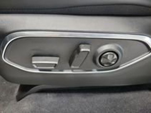 New 2026 Jeep Grand Wagoneer 4WD image 11