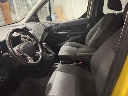 Used 2016 Ford Transit Connect XL image 6