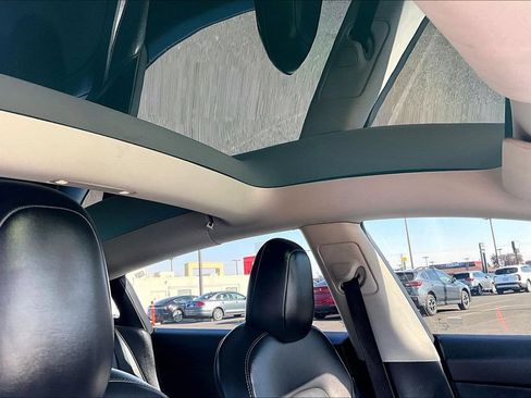 Used 2022 Tesla Model 3 Long Range AWD/4WD image 21