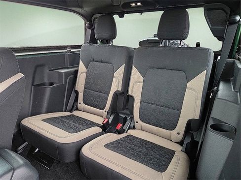 Used 2023 Ford Bronco Wildtrak image 13