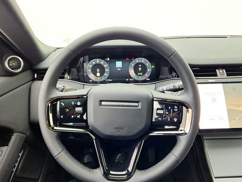 Used 2025 Land Rover Range Rover Evoque S image 25