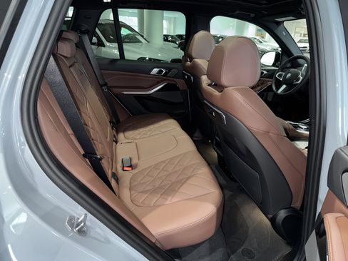 New 2026 BMW X5 sDrive40i w/ M Sport Package RWD image 11