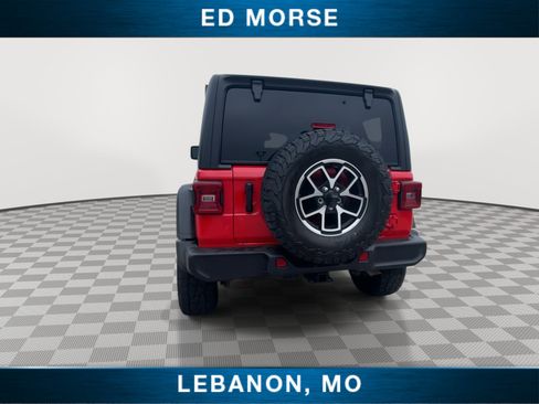 Used 2025 Jeep Wrangler Unlimited Rubicon AWD/4WD image 6
