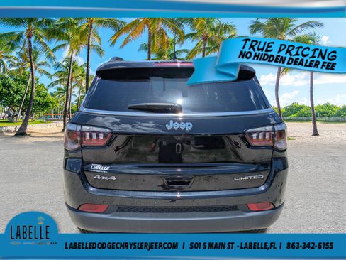 Used 2025 Jeep Compass Limited AWD/4WD image 4