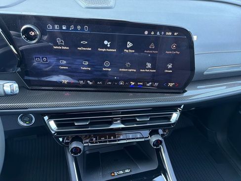 New 2026 Chevrolet Traverse High Country w/ LPO, Floor Liner Package image 18