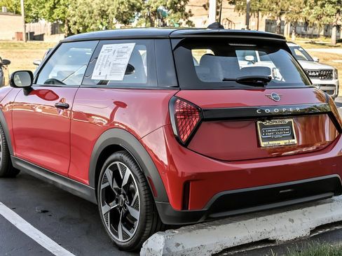 Used 2025 MINI Cooper S image 6