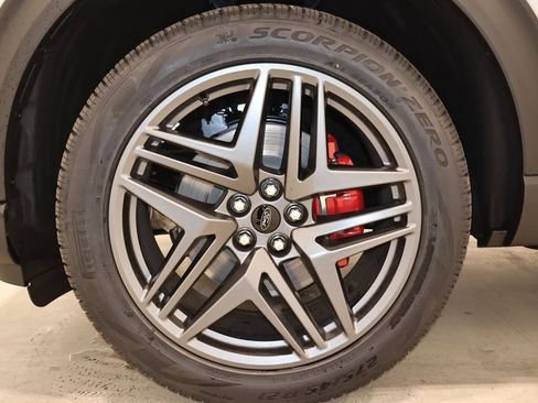 New 2026 Ford Explorer ST-Line w/ ST-Line Street Pack image 38