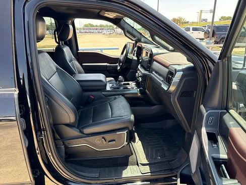 Used 2021 Ford F150 Lariat RWD image 13