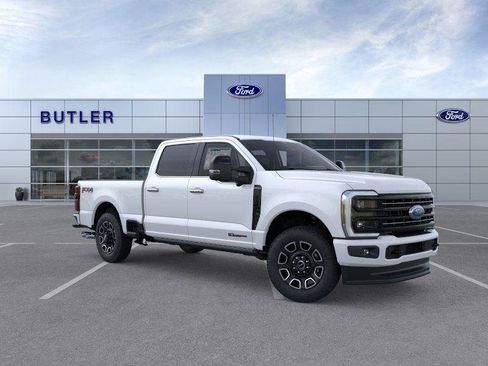 New 2026 Ford F250 Platinum w/ FX4 Off-Road Package AWD/4WD image 21