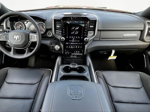 New 2026 RAM 1500 Laramie AWD/4WD image 10
