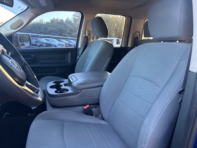 Used 2016 RAM 1500 Express AWD/4WD image 9