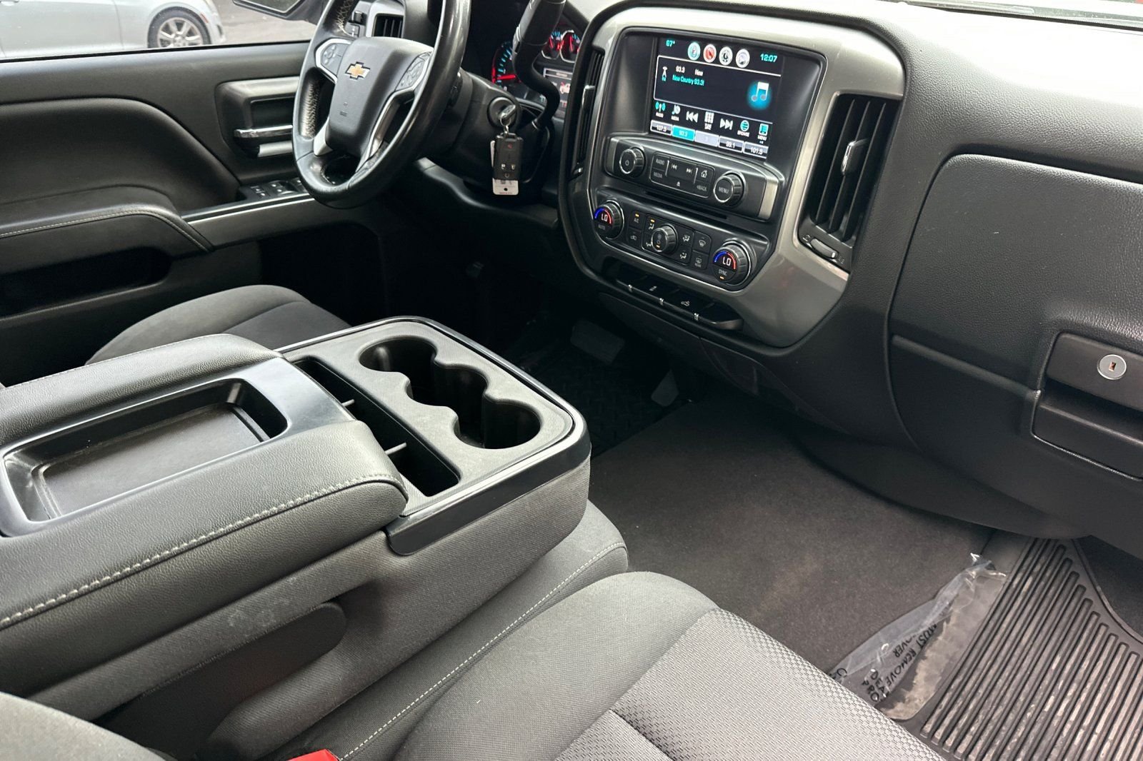Used 2018 Chevrolet Silverado 1500 LT w/ All Star Edition AWD/4WD image 16