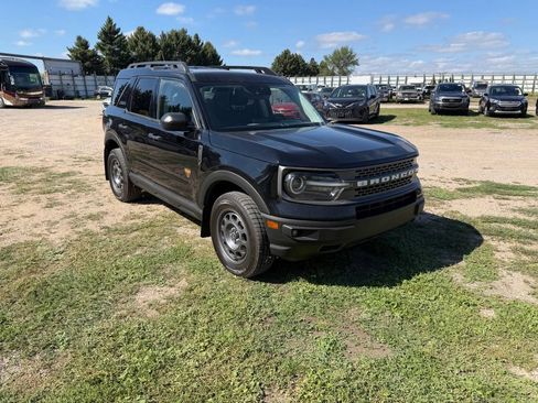Used 2021 Ford Bronco Sport Badlands AWD/4WD image 2