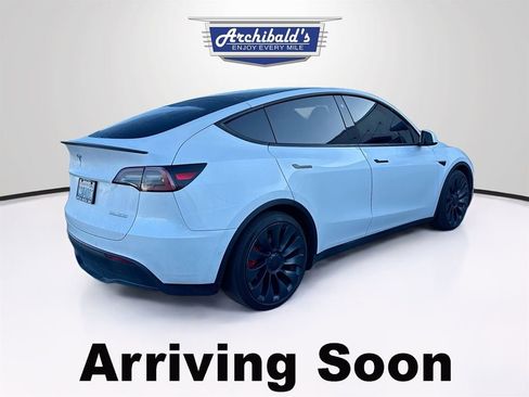 Used 2022 Tesla Model Y Performance image 5