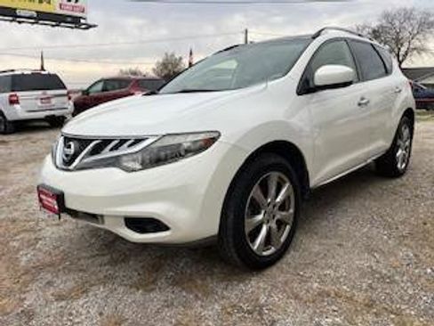 Used 2014 Nissan Murano LE w/ Platinum Edition Package image 4