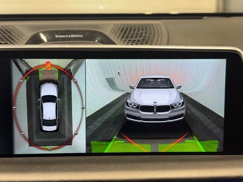 Used 2019 BMW M760i xDrive w/ Luxury Rear Seating Package image 78