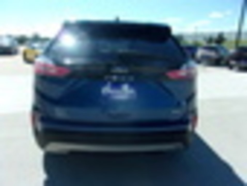 Used 2024 Ford Edge SEL w/ Convenience Package AWD/4WD image 4