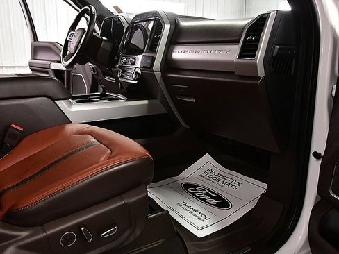 Used 2022 Ford F250 King Ranch w/ King Ranch Ultimate Package image 32