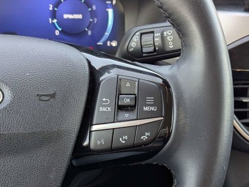 Used 2022 Ford Escape SEL w/ Technology Package image 26