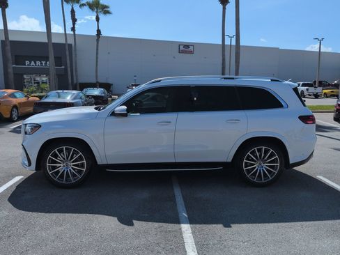Used 2026 Mercedes-Benz GLS 450 4MATIC image 7