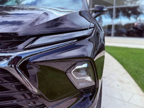 Used 2024 Chevrolet Blazer RS w/ Driver Confidence II Package FWD image 9
