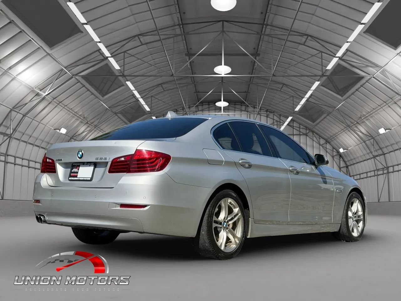 Used 2016 BMW 528i xDrive Sedan AWD/4WD image 6
