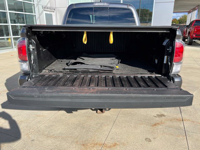 Used 2023 Toyota Tacoma TRD Sport w/ Technology Package AWD/4WD image 28