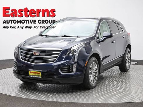 Used 2017 Cadillac XT5 Luxury w/ Driver Awareness Package AWD/4WD image 1