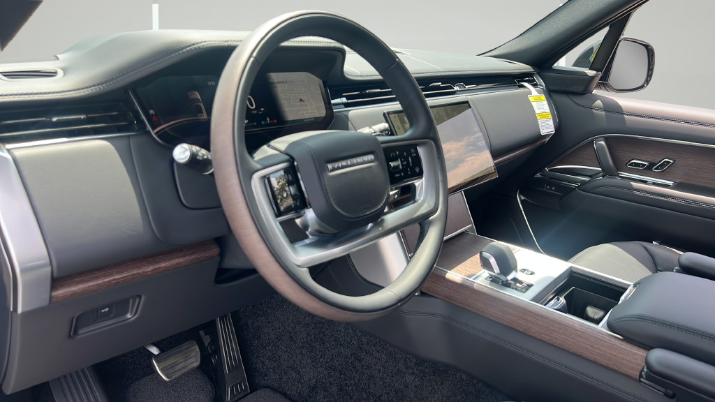 New 2026 Land Rover Range Rover SE AWD/4WD image 4